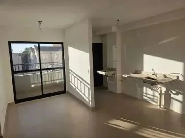 Imagem 8: Apartamento com 2 Quartos, Sendo 1 Suíte na Região Oeste