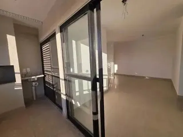 Imagem 3: Apartamento com 2 Quartos, Sendo 1 Suíte na Região Oeste