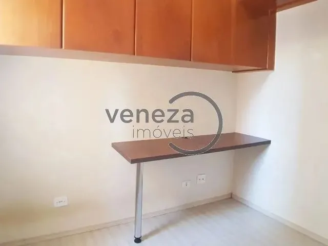 Imagem 8: Apartamento com 3 Quartos À Venda por R$ 370000.00, 88.00 M2 - Centro - Londrina/Pr