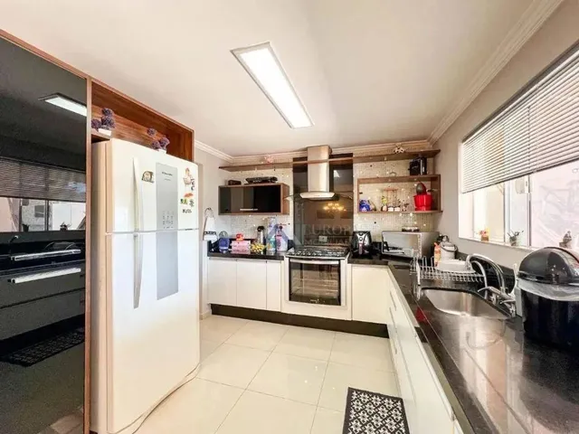 Imagem 9: Sobrado com 3 Dormitórios À Venda, 251 M² por R$ 2.300.000,00 - Parque Residencial