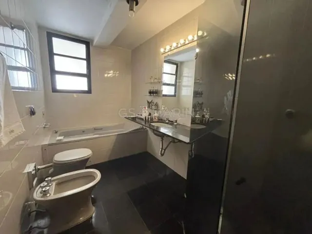 Imagem 8: Apartamento Duplex À Venda no Ed. Manhattan Residence, Centro de Londrina