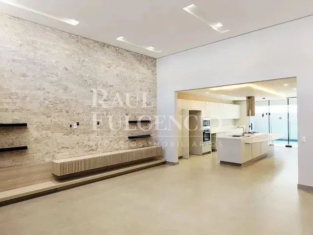 Imagem: Casa Térrea Nova no Cond. Royal Forest