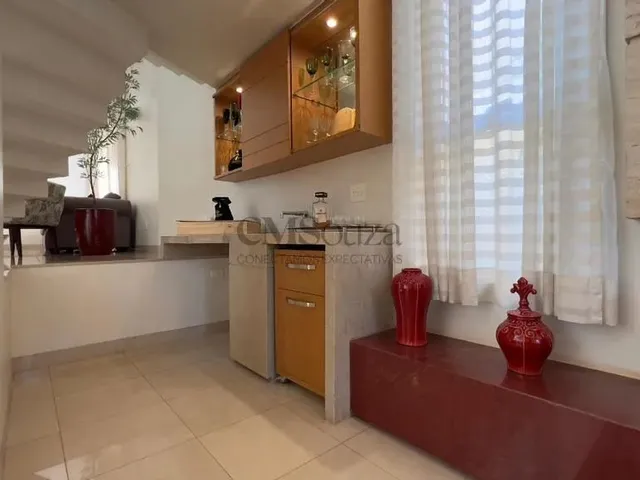 Imagem 3: Casa no Alphaville Imbuias 499,30M² Privativos, 4 Suítes, Piscina e Espaço Gourmet