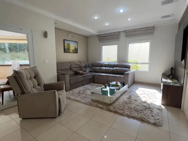 Imagem 4: Casa no Alphaville Imbuias 499,30M² Privativos, 4 Suítes, Piscina e Espaço Gourmet