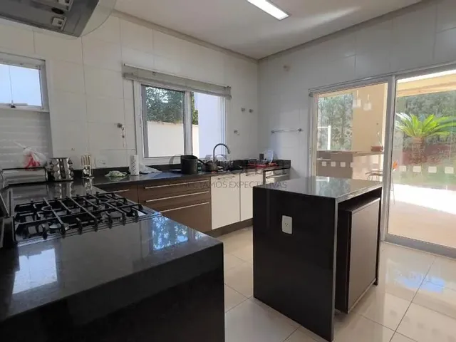 Imagem 7: Casa no Alphaville Imbuias 499,30M² Privativos, 4 Suítes, Piscina e Espaço Gourmet