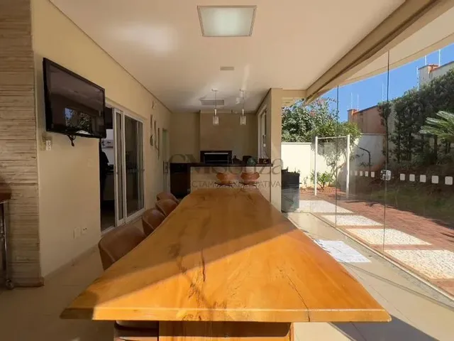 Imagem 10: Casa no Alphaville Imbuias 499,30M² Privativos, 4 Suítes, Piscina e Espaço Gourmet