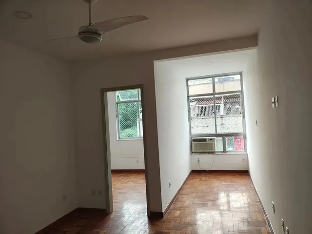 Imagem 4: Imóvel para Aluguel Tem 35 Metros Quadrados com 2 Quartos em Centro - Rio de Janeiro - Rj