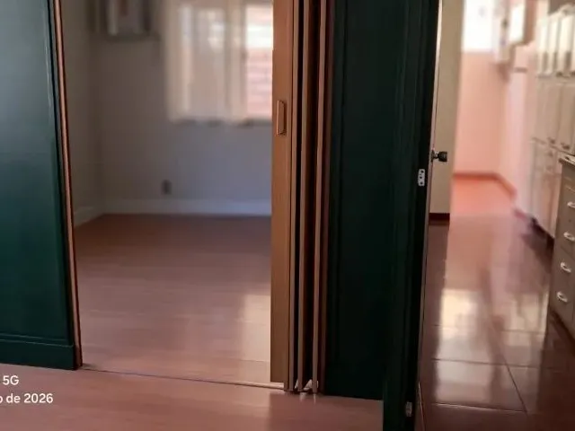 Imagem: Apartamento na Rua do Catete, Próximo À
