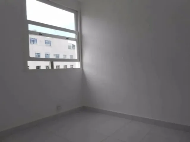 Imagem: Apartamento de Fundos Todo Reformado com