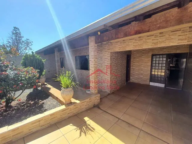 Imagem: Casa com 2 Dormitórios À Venda, 125 M²