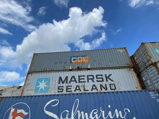 Imagem: Container Novos e Semi Novos