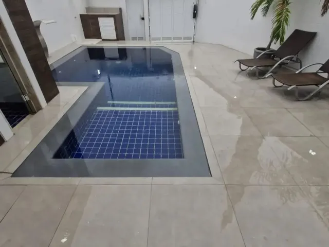 Imagem 2: Magnifica Casa Triplex Mobiliada 490M2 Sendo 5 Suites Mais Dependencia Cond Riviera del S