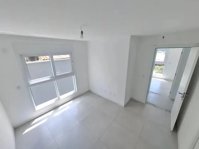 Imagem 12: Apartamento 02 Dormitórios Novo - 100 Metros da Praia - Elevador, Garagem E