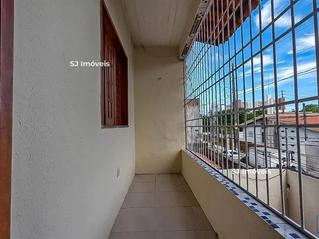 Imagem 16: Casa Duplex com 2 Vagas e Varanda no Presidente Kennedy