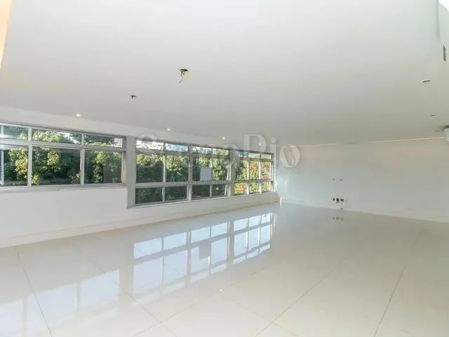 Imagem: Apartamento com 220M2, Sala, 3 Quartos