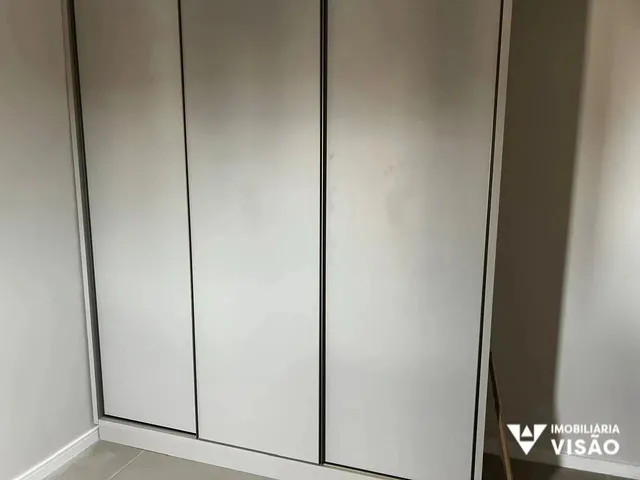 Imagem 15: Apartamento para Aluguel no Mercês com 02 Quartos com Armários e Garagem com 02 Vagas