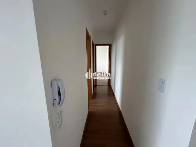 Imagem 3: Apartamento com 2 Quartos Sendo 1 Suíte Disponível para Locação no Bairro Laranjeiras
