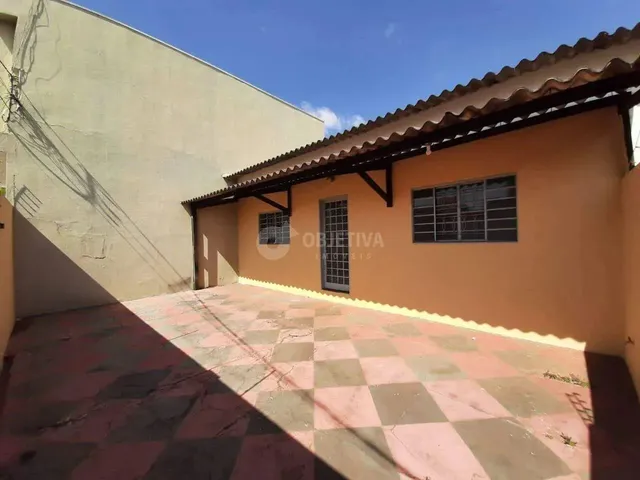 Imagem: Casa no Bairro santa Mônica para Aluguel
