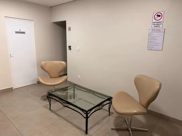 Imagem 4: Quarto Mobiliado com Armário, Ar-Condicionado e Frigobar - Marta Helena - Uberlândia