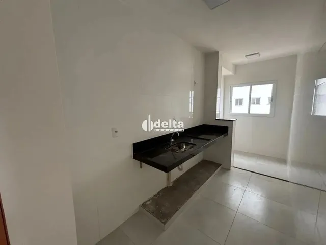 Imagem 2: Apartamento com 2 Quartos Sendo 1 Suíte Disponível para Locação no Bairro Jardim