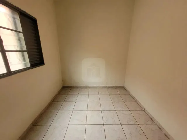 Imagem 15: Casa Paravenda no Bairro Granada