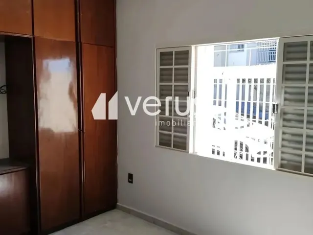 Imagem 6: Imóvel para Aluguel Possui 196 Metros Quadrados com 3 Quartos