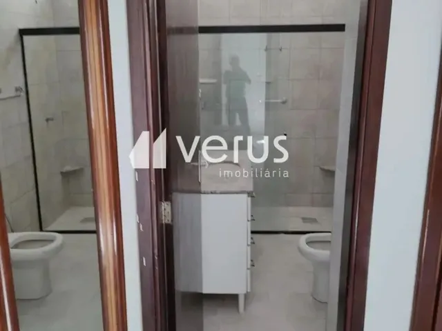 Imagem 5: Imóvel para Aluguel Possui 196 Metros Quadrados com 3 Quartos