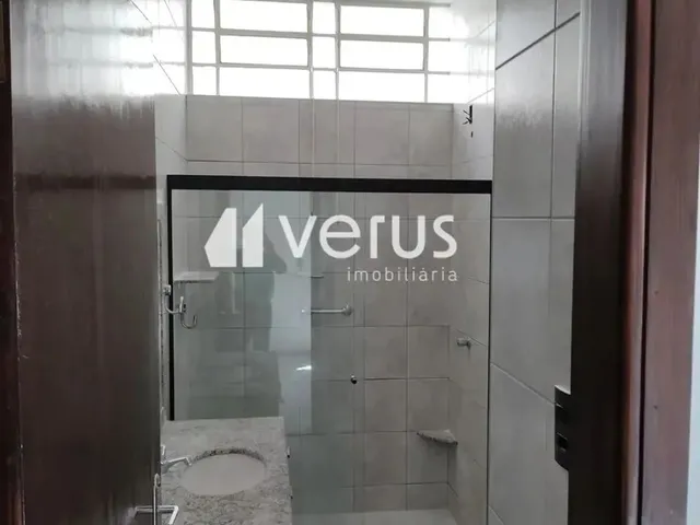 Imagem 13: Imóvel para Aluguel Possui 196 Metros Quadrados com 3 Quartos