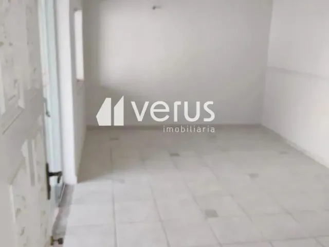 Imagem 10: Imóvel para Aluguel Possui 196 Metros Quadrados com 3 Quartos