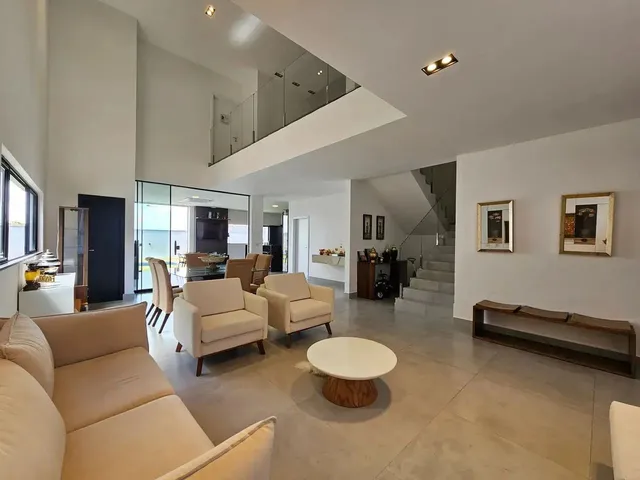 Imagem: Casa com 4 Suítes no Alphaville