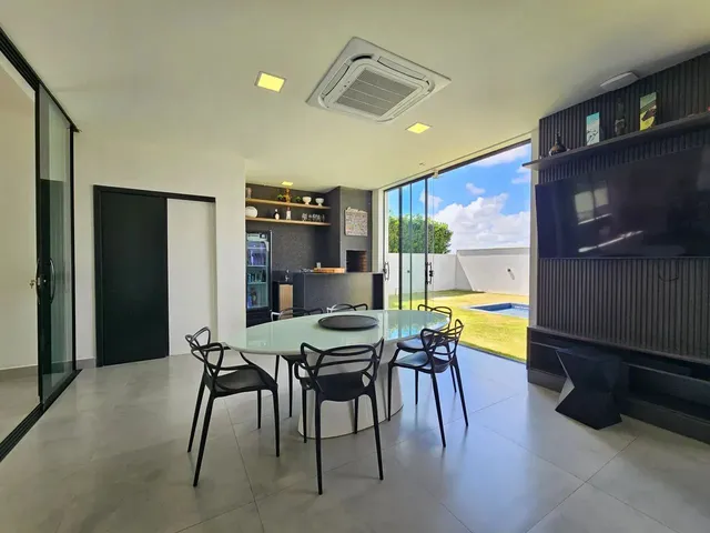 Imagem 2: Casa com 4 Suítes no Alphaville