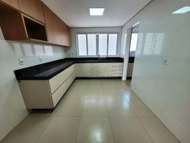Imagem 4: Apartamento com 4 Quartos Sendo 2 Suítes, Disponível para Venda no Bairro Lídice Em