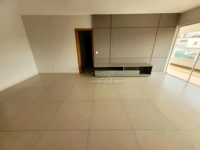 Imagem 13: Apartamento com 4 Quartos Sendo 2 Suítes, Disponível para Venda no Bairro Lídice Em