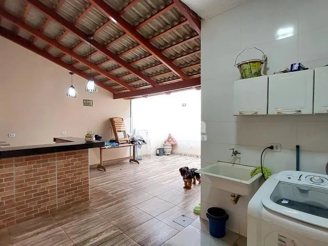 Imagem: Casa Disponível para Locação no Bairro