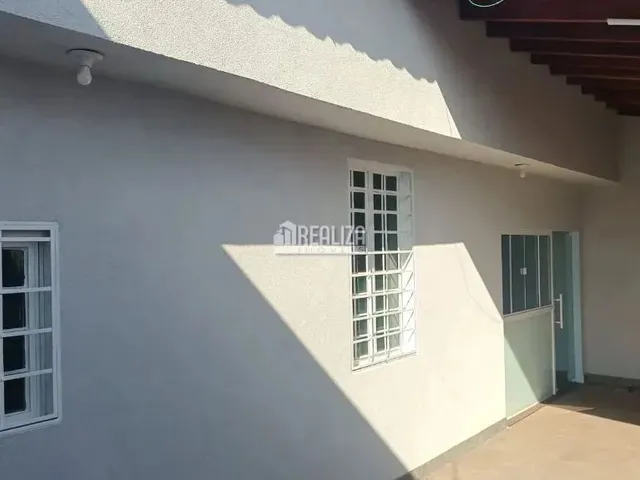 Imagem: Casa com 3 Quarto(S) e 2 Banheiro(S) para