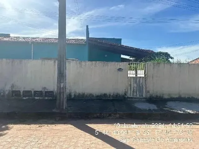 Imagem: A casa possui 2 Dormitórios, 1 Banheiro, 1 Vaga na