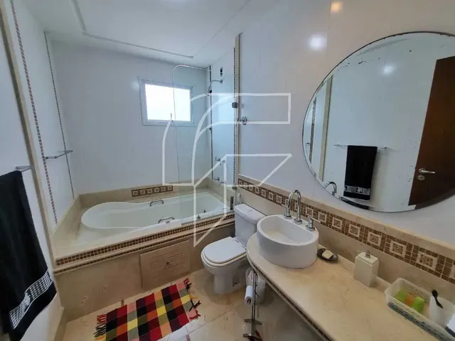 Imagem 13: Duplex para Venda com 485 Metros Quadrados com 4 Quartos em Centro - Guarapari - Es