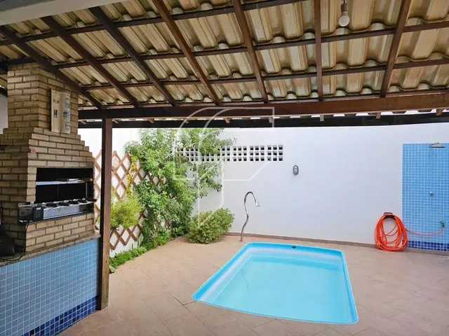 Imagem 12: Imóvel para Venda com 180 Metros Quadrados com 3 Quartos em Praia do Morro - Guarapari