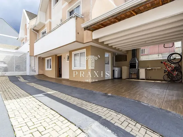 Imagem 3: Sobrado Triplex em Condomínio Fechado, 3 Dormitórios, 1 Suíte, 2 Vagas de Garegem No