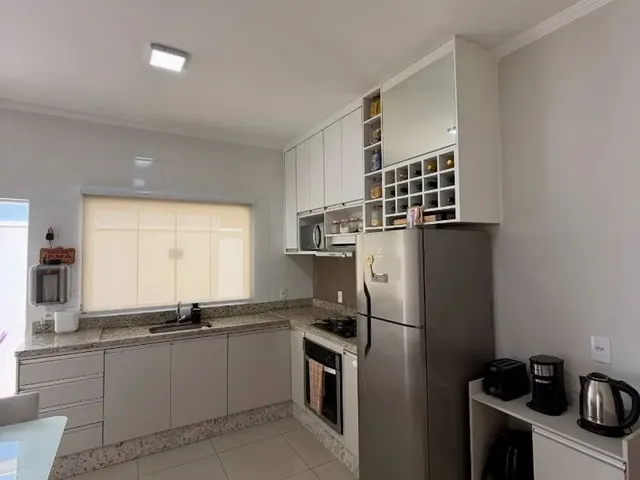 Imagem 4: Casa a Venda em Curitiba-Bairro Barrerinha