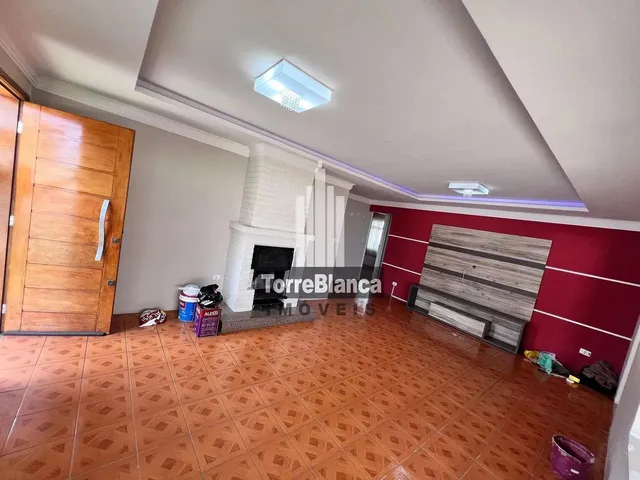 Imagem 4: Casa À Venda com 4 Quartos (Sendo 1 Suíte), 3 Vagas, Área Gourmet com Churasqueira