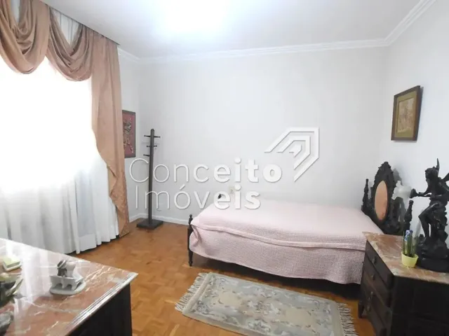 Imagem 11: Residência com Piscina e Edícula - Centro