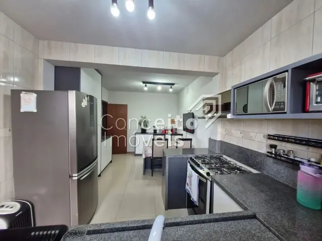 Imagem 2: Edificio Chimim - Oficinas - Apartamento Semimobiliado