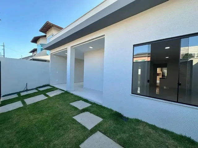 Imagem: Casa Linear de 03 Quartos com Quintal e