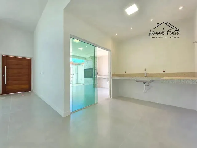 Imagem 4: Casa com 3 Quartos e 1 Suíte no Bairro Planície da Serra