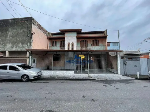 Imagem: Casa com 4 Dormitórios À Venda, 146 M²