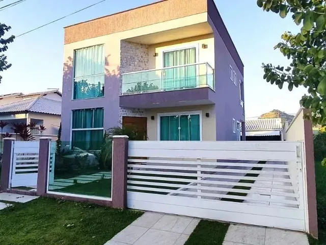 Imagem: Casa com 4 Dormitórios À Venda, 225 M²