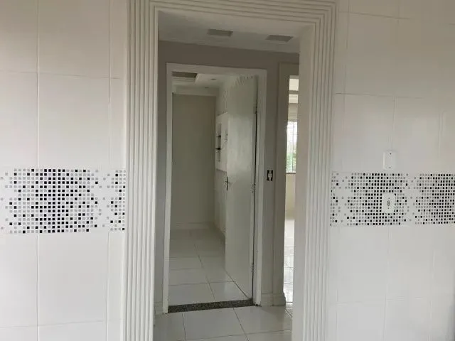Imagem 2: Casa Reformada e Desocupada no Condomínio Nova Itaboraí