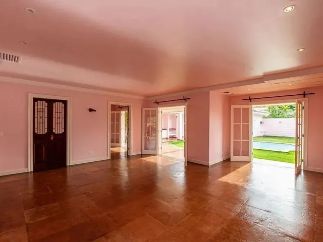 Imagem 8: Casa com 6 Dormitórios À Venda, 700 M² por R$ 3.850.000,00 - Piratininga - Niterói/Rj