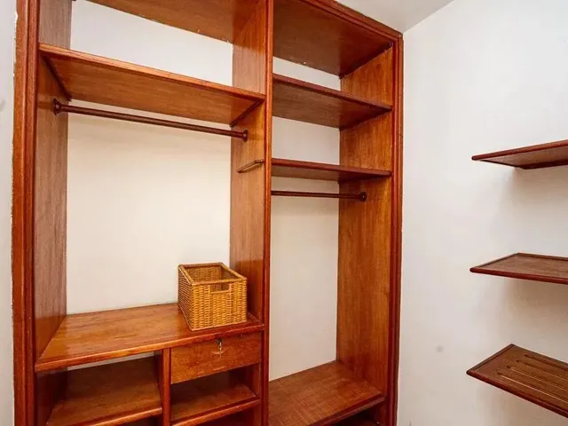 Imagem 14: Casa com 6 Dormitórios À Venda, 700 M² por R$ 3.850.000,00 - Piratininga - Niterói/Rj